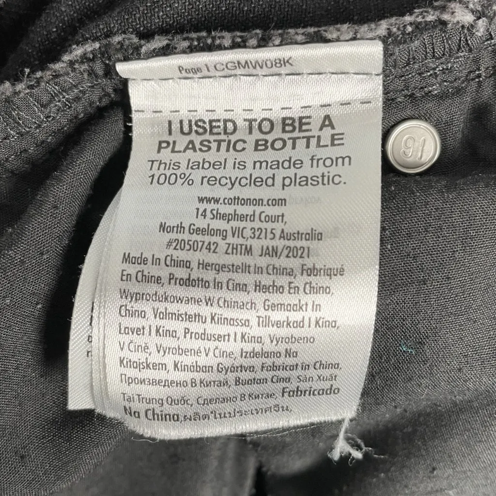 Cotton On High Rise Mom Shorts Women’s Size 4 Black Denim Frayed Hem Distressed - Image 7