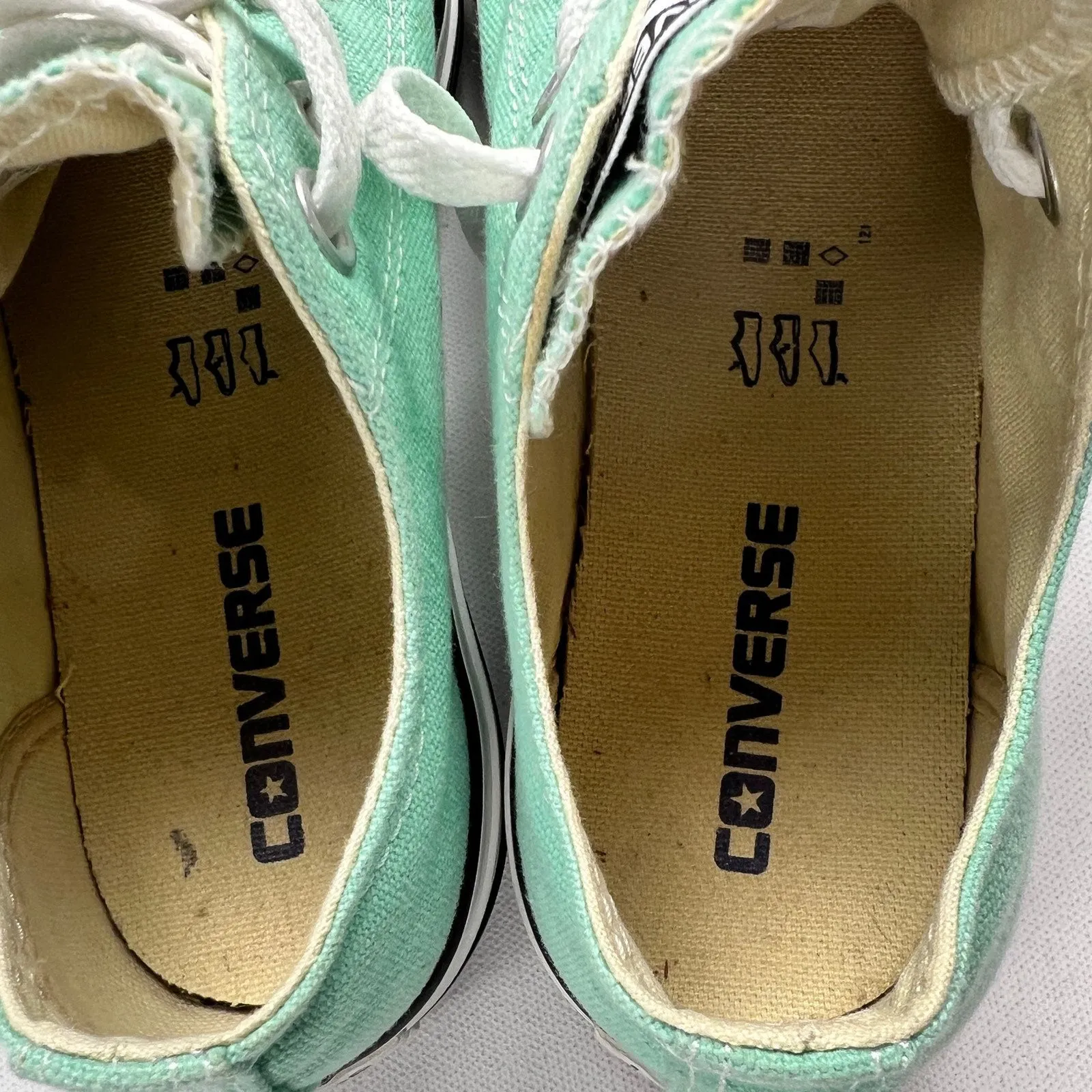 Converse All Star Low Top Turquoise Chuck Taylor Sneakers Lace Up Size 7 - Image 5