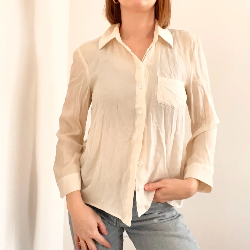 Alice + Olivia Cream Silk Button Down Blouse - Image 4