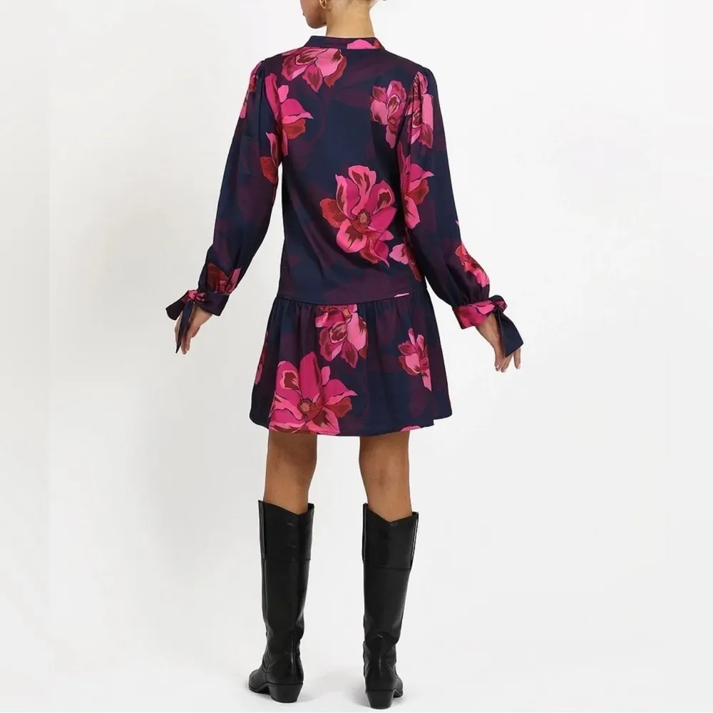 Adelyn Rae satin dress floral print, split long sleeve, size XL NWOT - Image 4