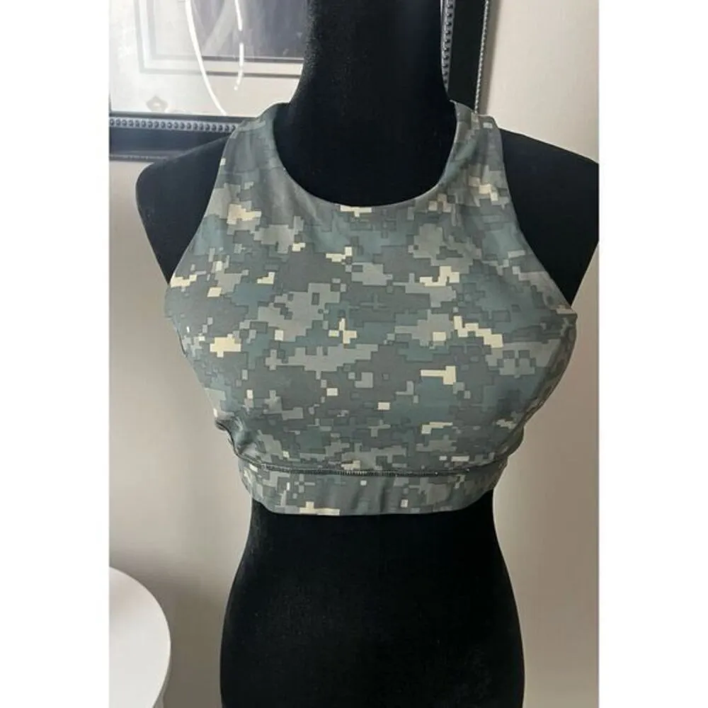 Lululemon ‎ workout bra pixel camo 10 with pads - Image 2