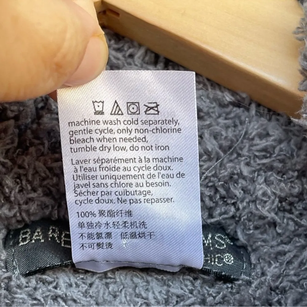 Barefoot Dreams One Size Cozy Chic Beach
Fringe Lounge Poncho In gray/tan XL - Image 5