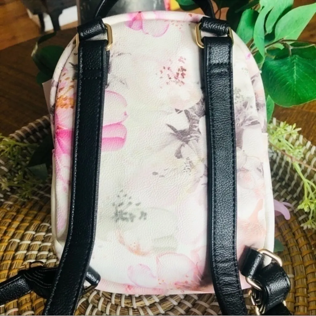 Betsey Johnson Puppy Dog Mini Backpack – Floral Print, Quilted Faux Leather, NWT - Image 5