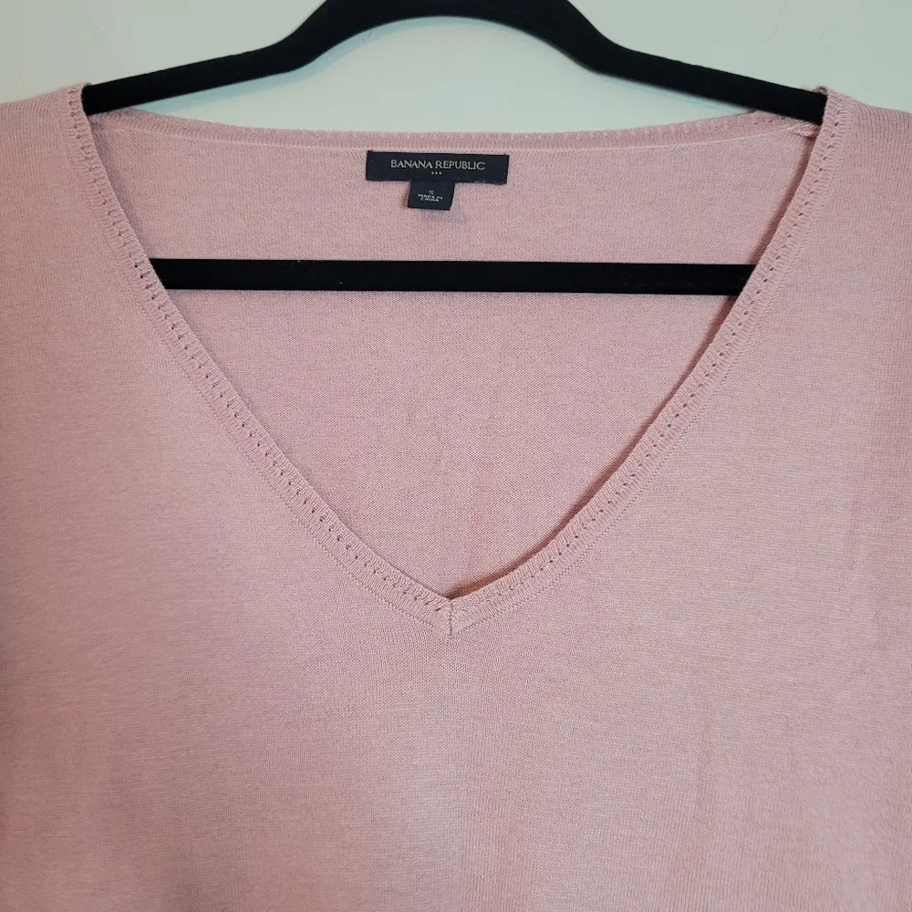 Banana Republic Mauve Bejeweled Waist Short Sleeve Sweater - Image 2