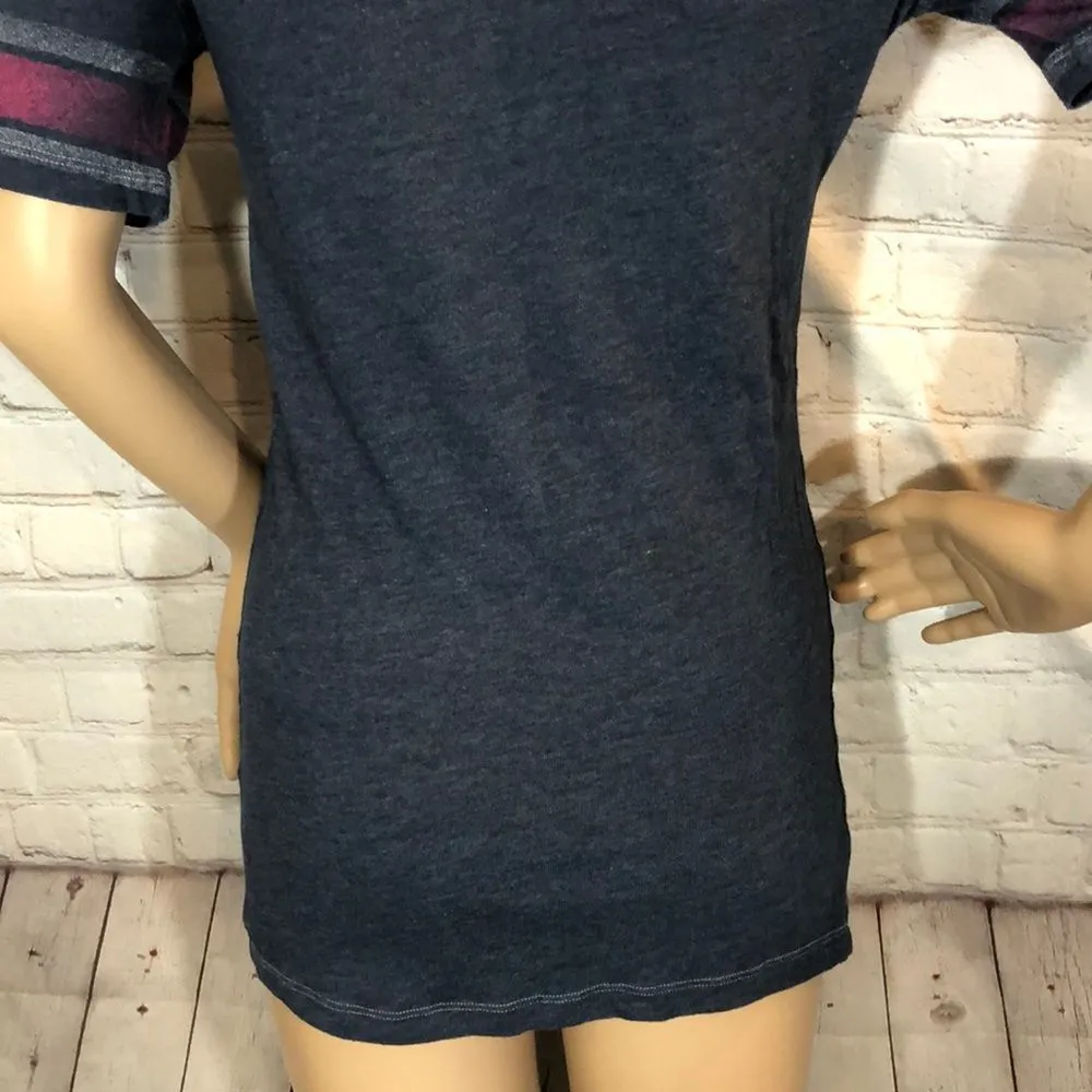 PINK Victoria's Secret VOTE Tee Shirt Small - Image 12