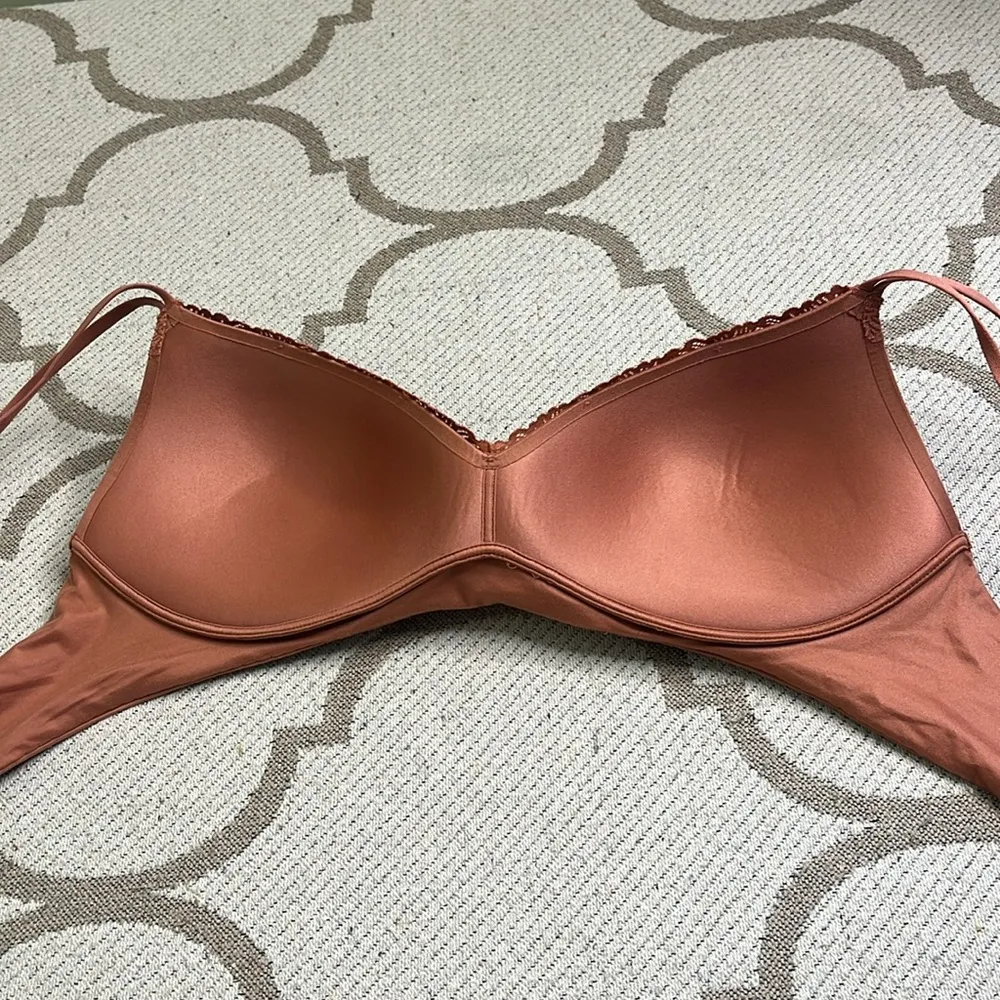 Aerie Real Sunnie Wireless Terracotta Bra size 38C - Image 8