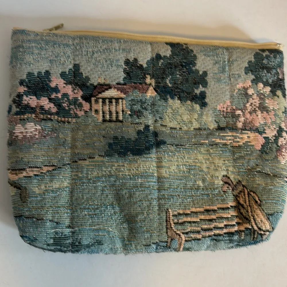VINTAGE EMBROIDERED TAPESTRY CLUTCH
GOLF DEDIGN WITH MAN AND WOMAN
AWESOME BAG Green - Image 3