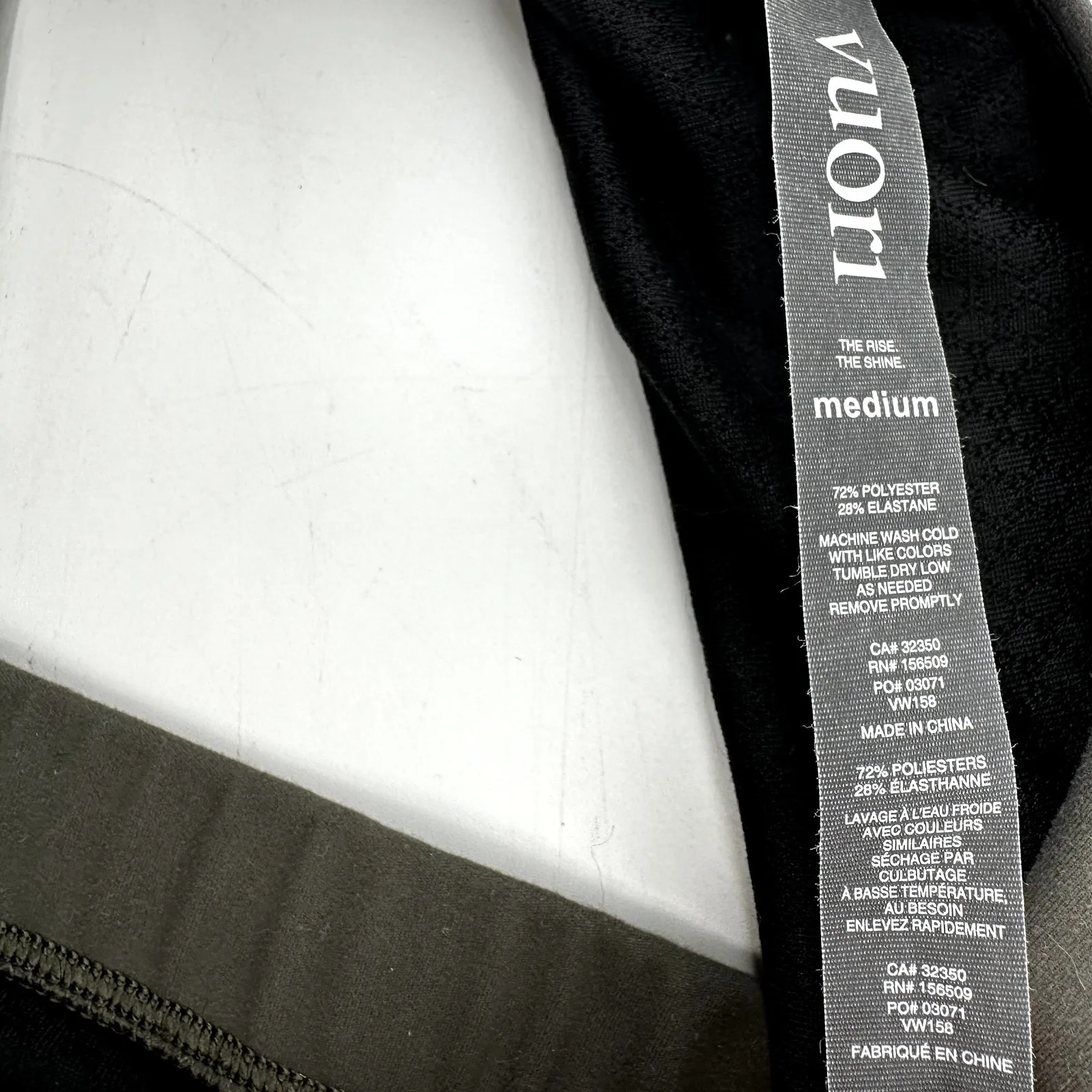 Vuori Daily Bra Medium Support BreatheInterlock Airbrushed Wicking Oregano M - Image 4