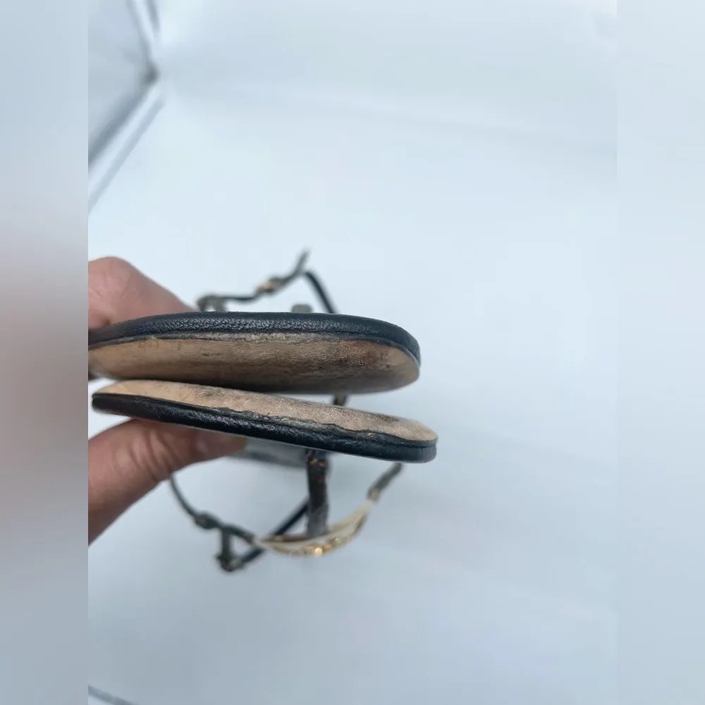 Gucci Black Metallic Leather Ellemere GG Interlocking HEART Thong Sandal EU 39 - Image 5