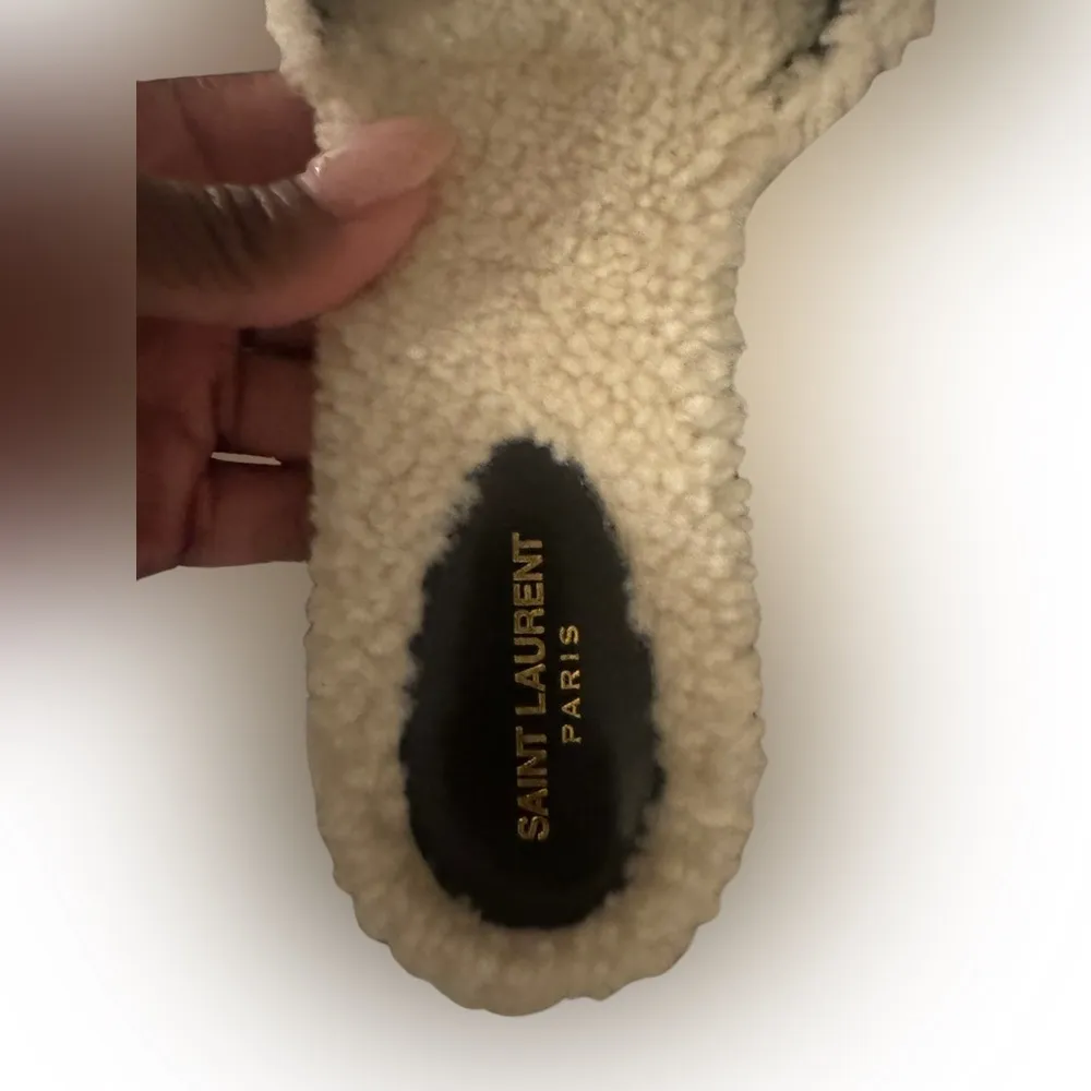 YSL Like New Tribute Shearling Flat Sandal - Image 3