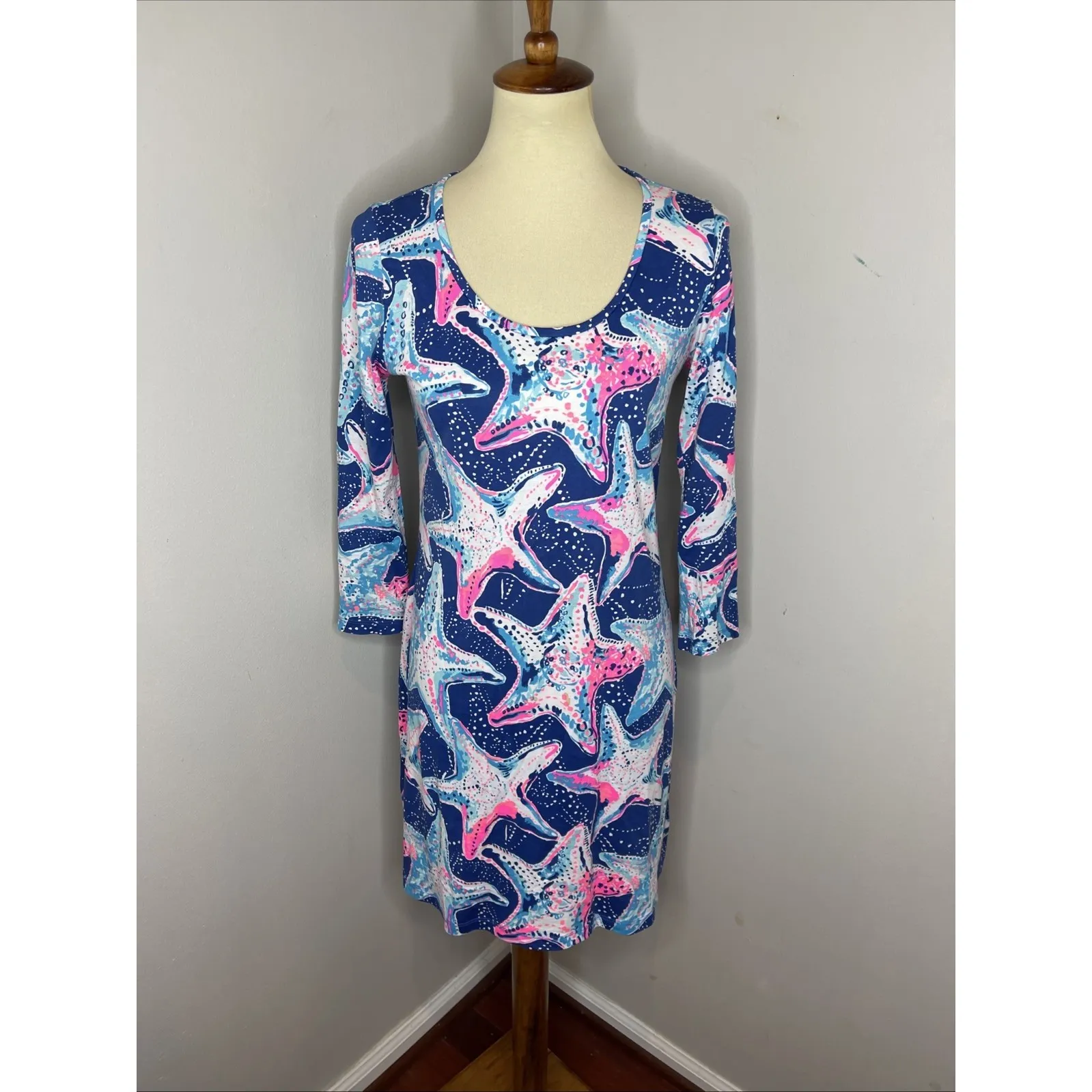 Lilly‎ Pulitzer Beacon T-Shirt Dress in Star Struck Small S - Image 2