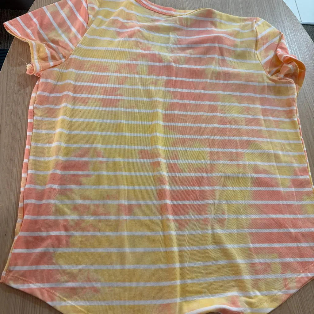 SO V Neck T Shirt XL Xtra Large Pink Yellow White Striped Short Sleeve Polyester - Image 3