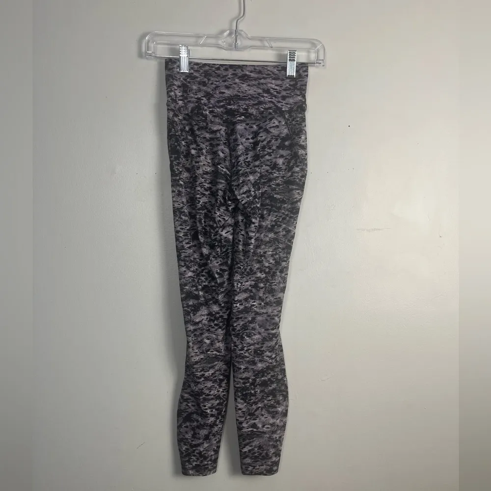 Lululemon Base Pace High-Rise Running Tight Estuary Grey Multi size 2 - Image 4
