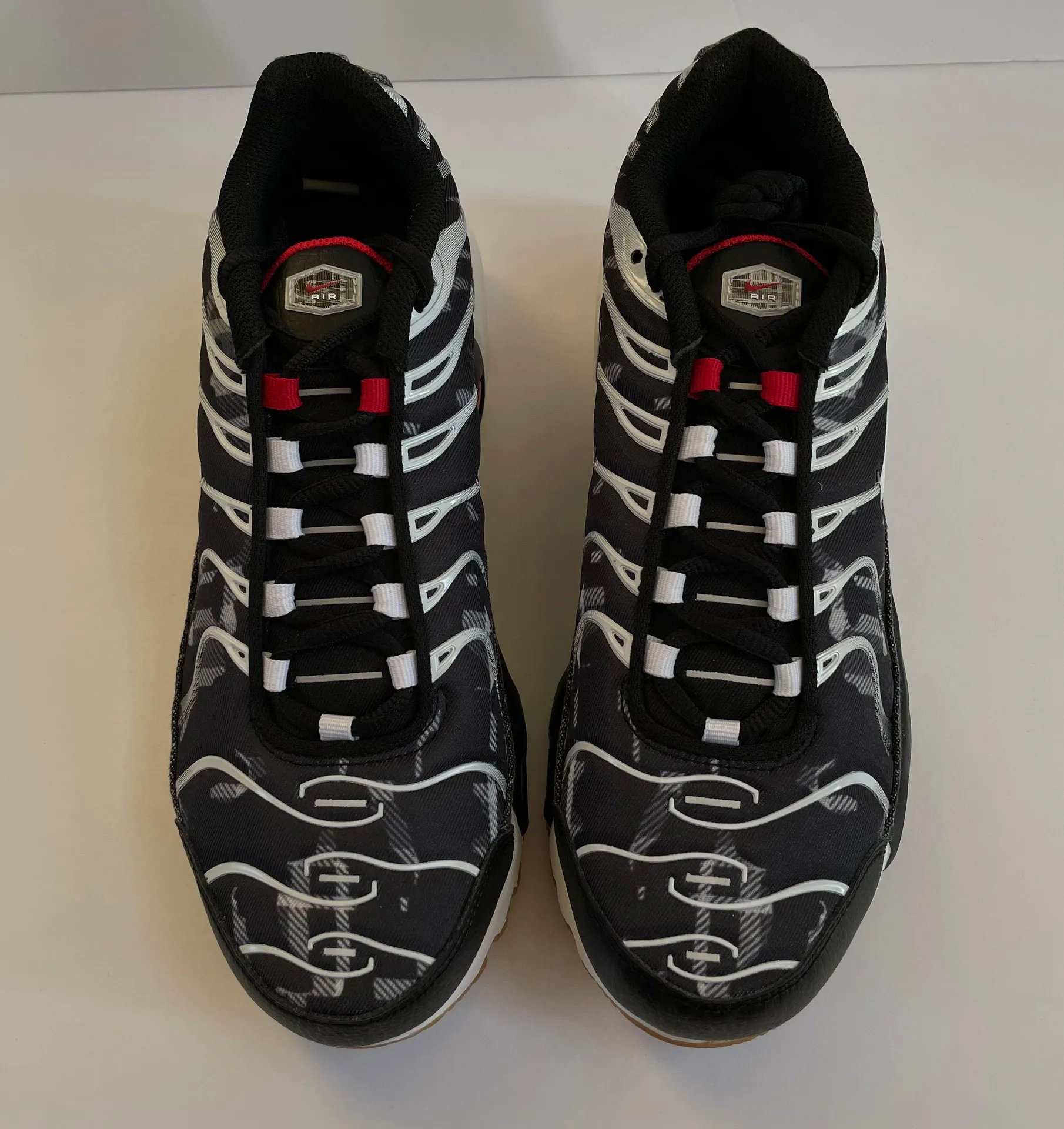 Air Max Plus Shoes - Image 2