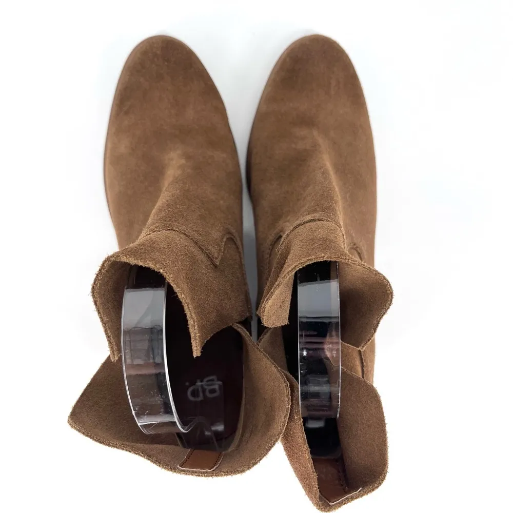 BP. Suede Notched Booties Cognac Brown 8 - Image 6