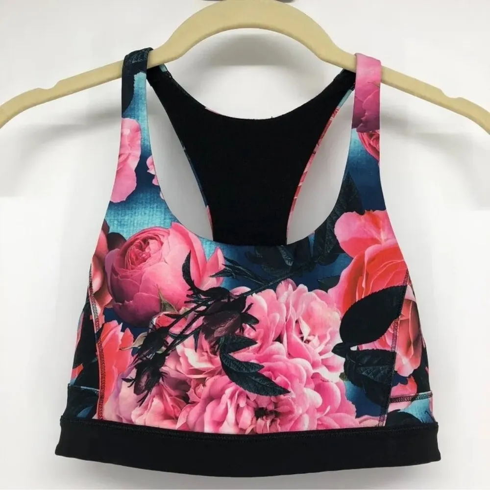 Lululemon Top Speed Bra in Secret Garden Pink floral size 6 - Image 2