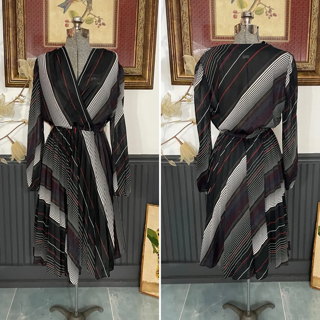 Vintage 70s Melissa Lane Striped Pleated Dress Semi Sheer Faux Wrap - Sz 12 💚🎀 - Image 2