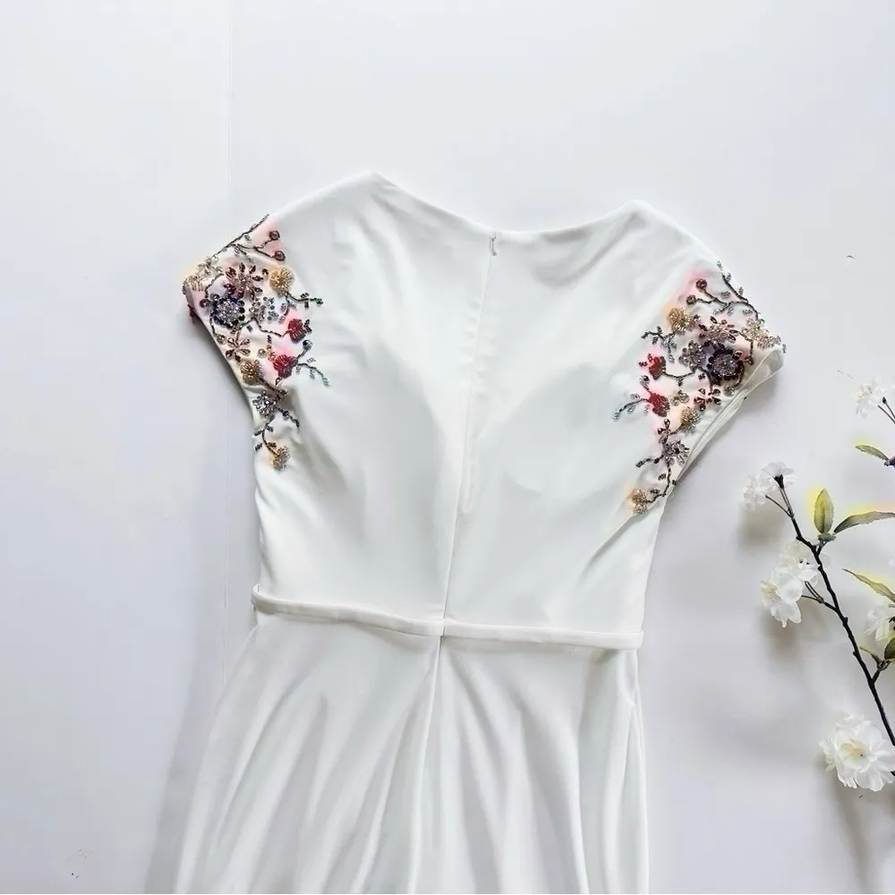 NEW Mac Duggal Women’s Beaded Cap-Sleeve Jersey Gown White Size 4 - Image 8