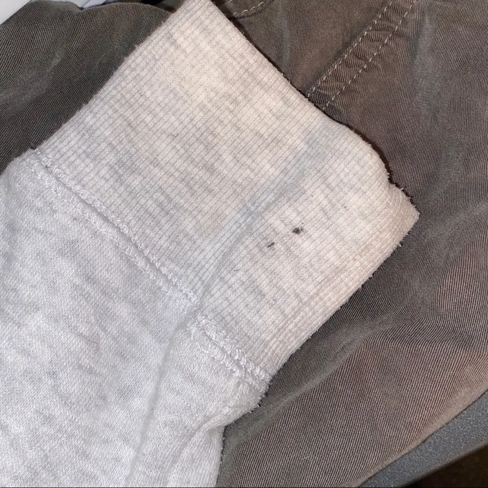 Vans Classic Gray Hoodie - Image 4