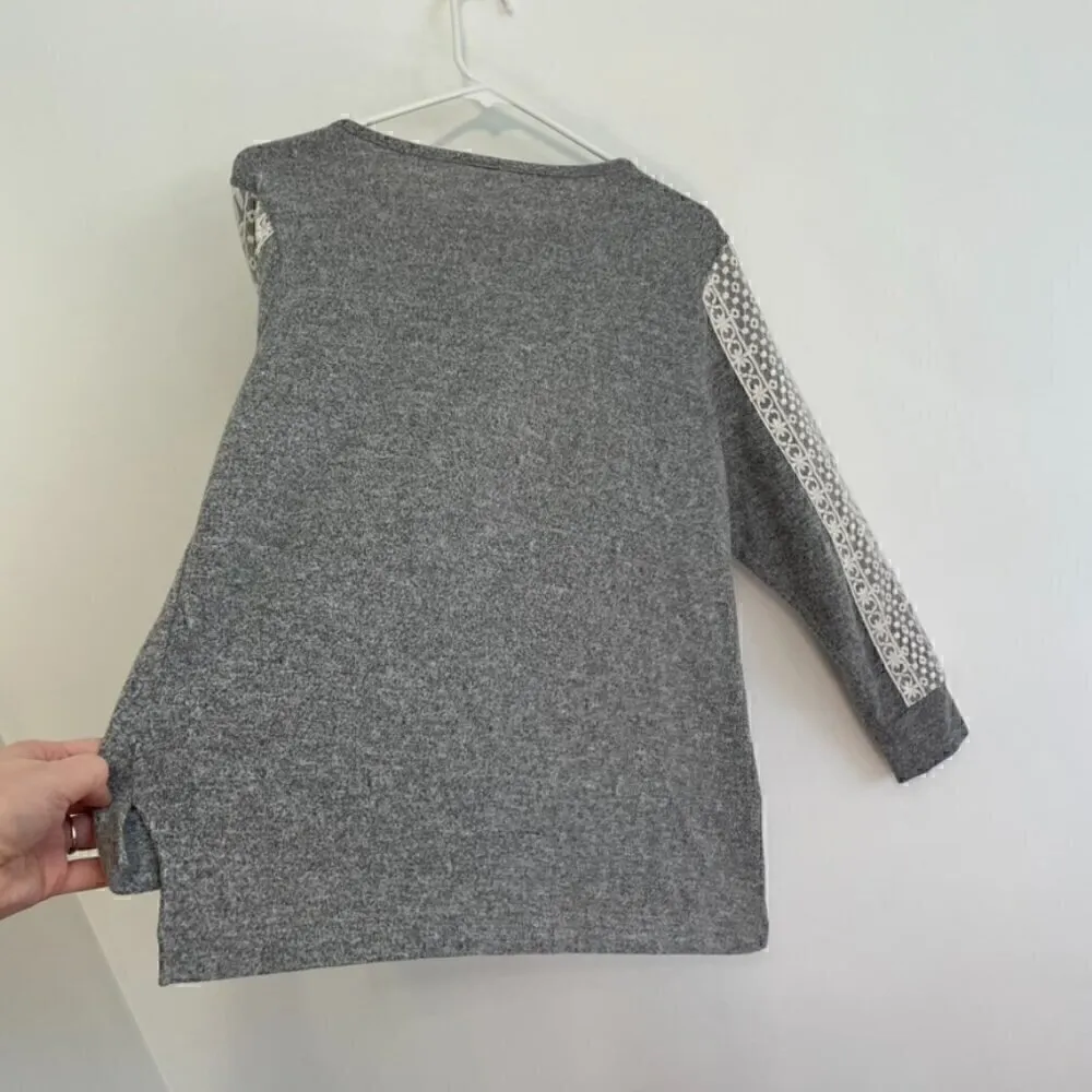 FN BY FLORA NIKROOZ Pajama / Lounge Lace Stripe Gray Cream Crewneck Sweatshirt M - Image 14