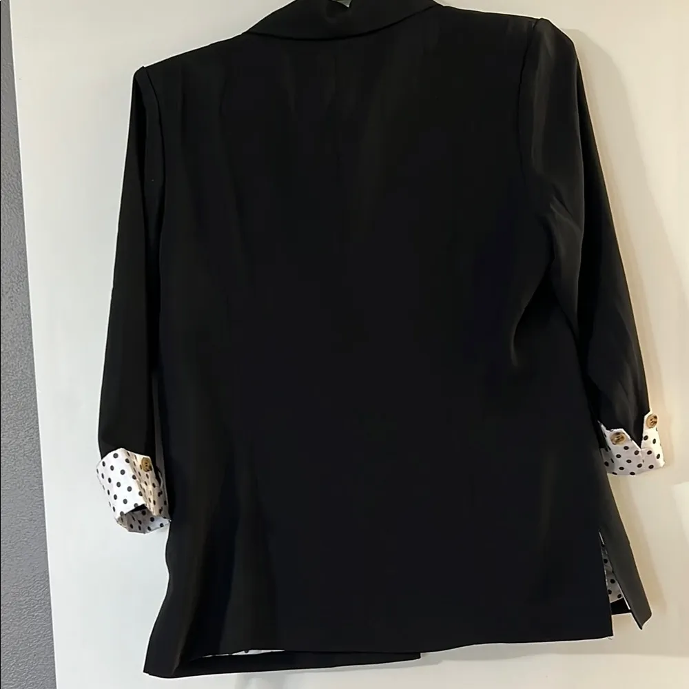 ANDREE BY UNIT Black and White Tailored Blazer with Polka Dot Lining - Image 5