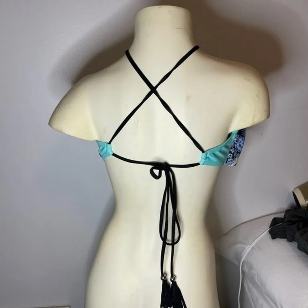 Women's SO Swim Suit Top, Halter Neck Size XL - Image 2