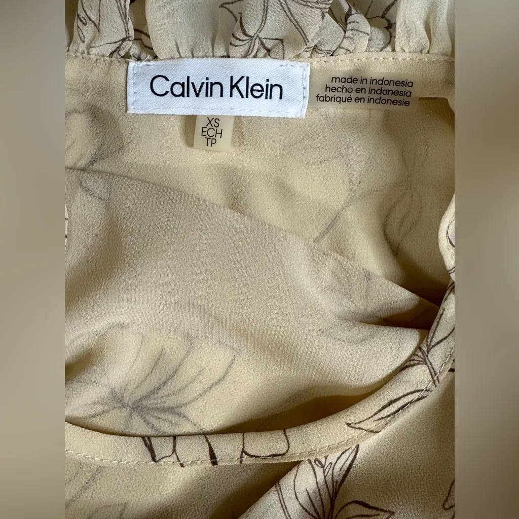 Calvin Klein‎ Long Sleeve Ruffled Sheer Floral V-neck Tan Blouse  Pre-owned XS - Image 6