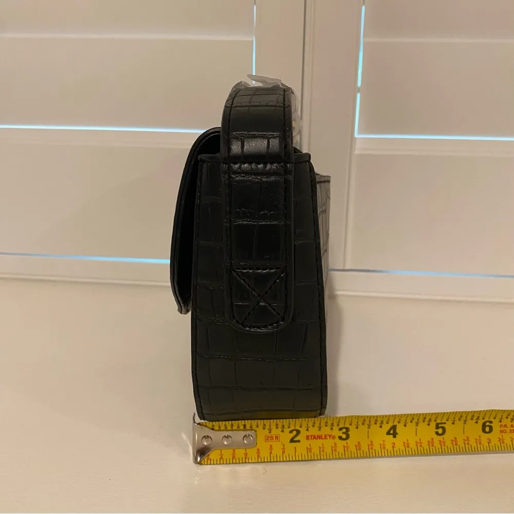 NWT London Fog Women’s Astor Croco Shoulder Bag - Image 13