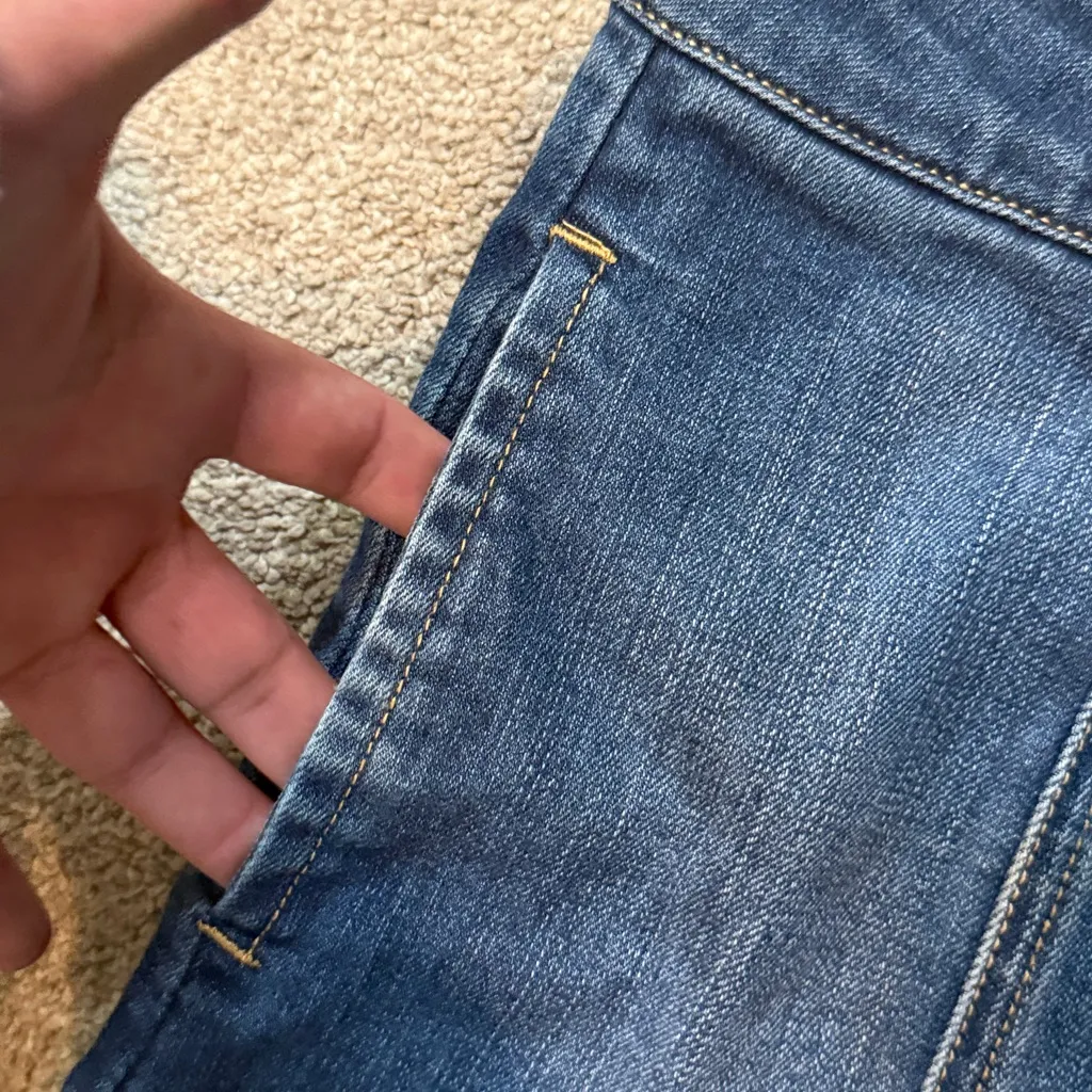 American Eagle Medium Wash Button Down Denim Mini Skirt Size 2 - Image 3