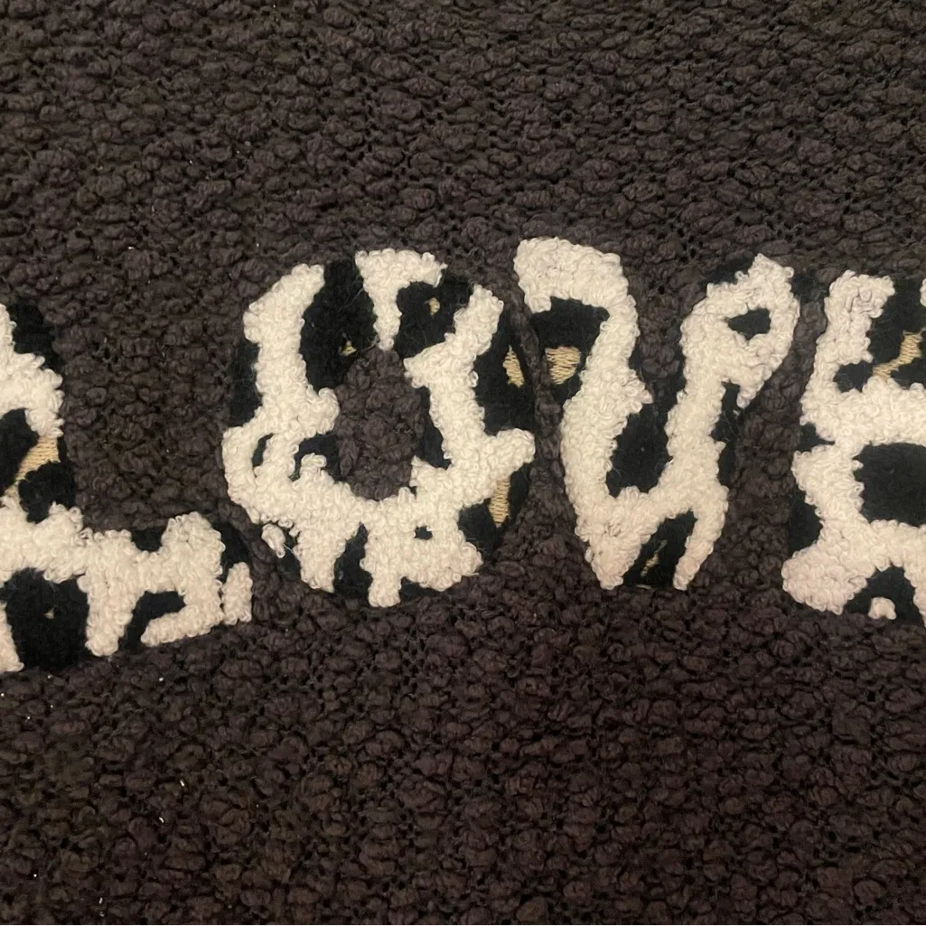 Winter Cozy Torrid “LOVE” Sweater Size Medium (10/12) - Image 4