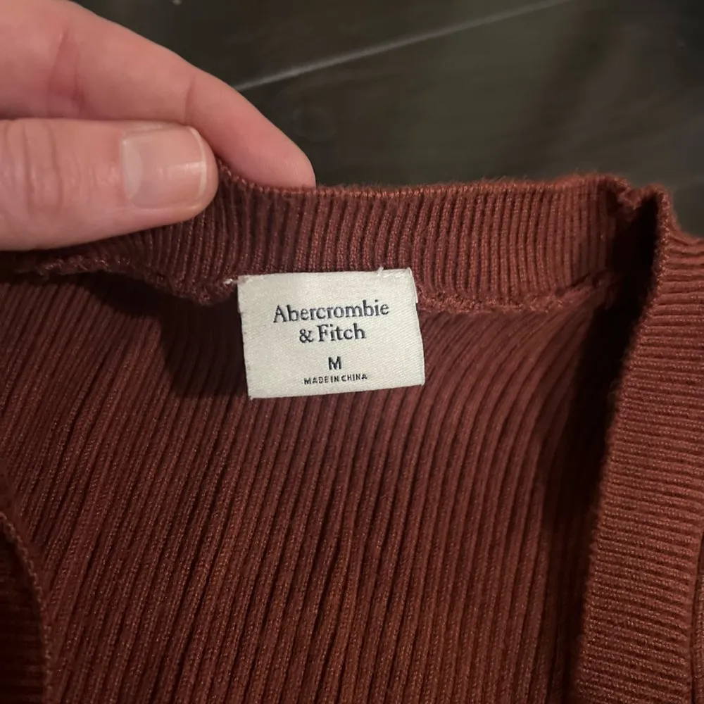 Abercrombie and fitch sweater body suit with beautiful detail at the waist - Image 2