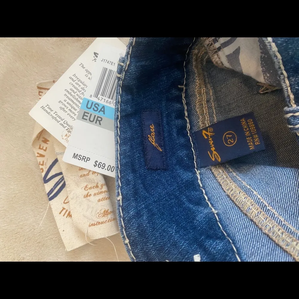 NWT Seven7 Jeans - Image 4