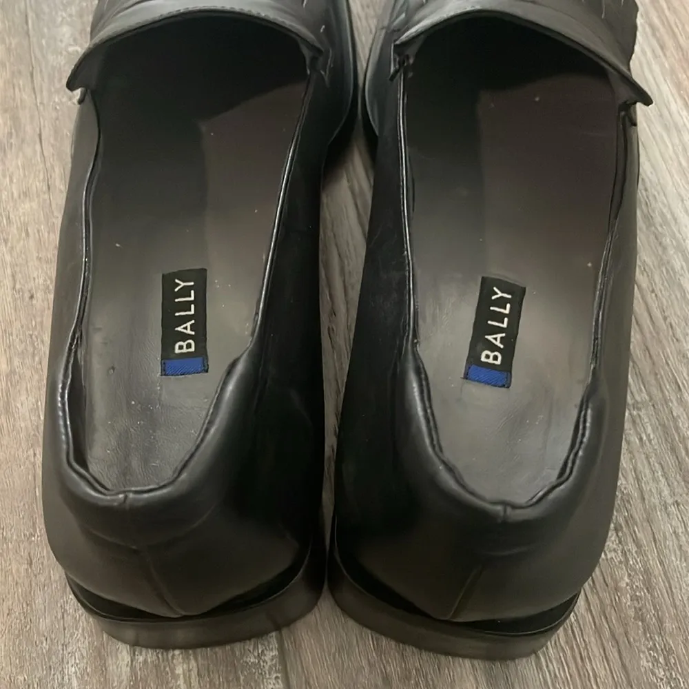 Bally Leather Black Square toe Loafers Size 8 - Image 3