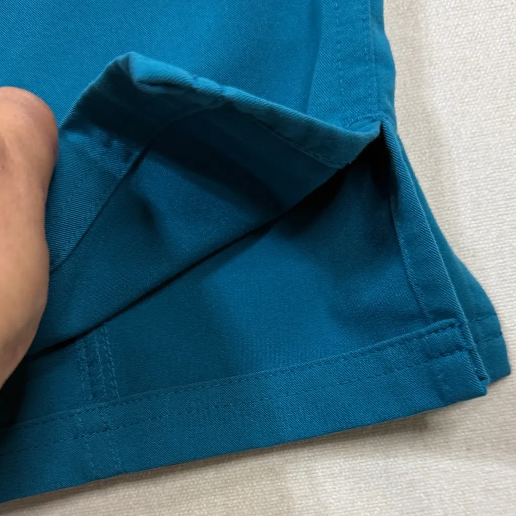 FIGS  Blue Joggers with Gray Accents - Image 9