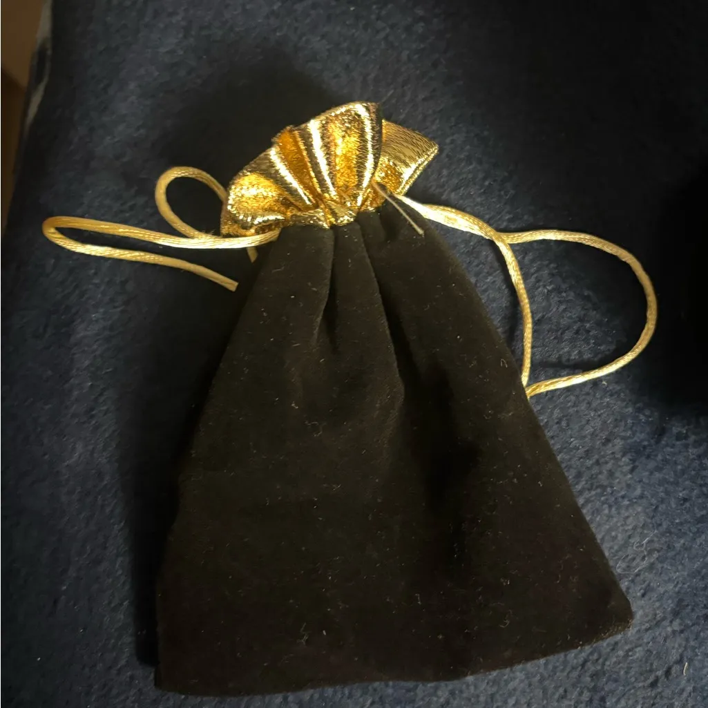 Kinsley Armelle Andrea Collection Raven Quartz Bracelet*Gold. Retail $50 Gold - Image 7