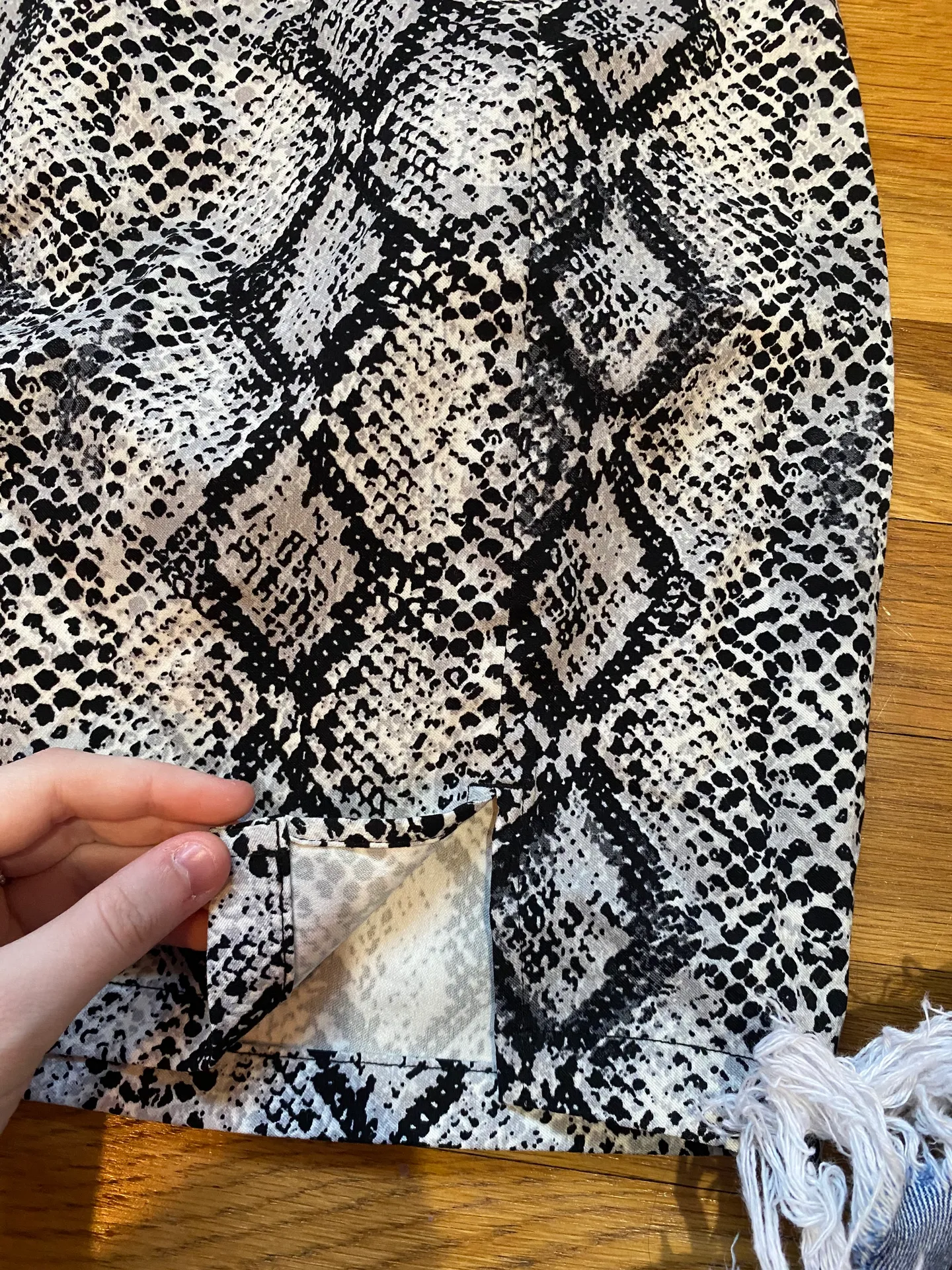 snakeskin skirt - Image 3