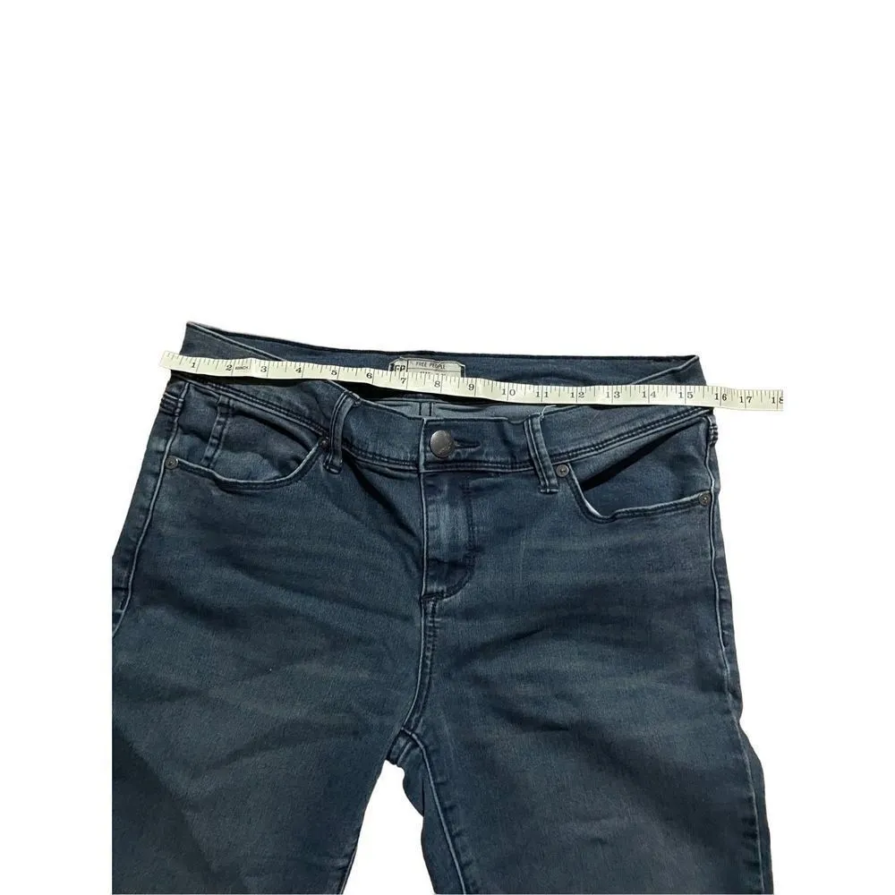 Free People We the Free black wash faded straight leg mid rise jeans size 29 - Image 4