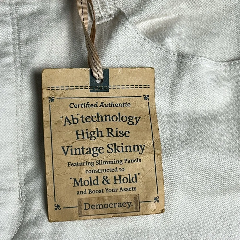 Democracy “Ab” Technology High Rise Vintage Skinny Cream Jeans Size 16 - Image 8