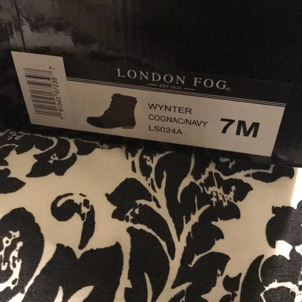 London Fog  “Wynter” Duck Boot Navy size 7 - Image 8