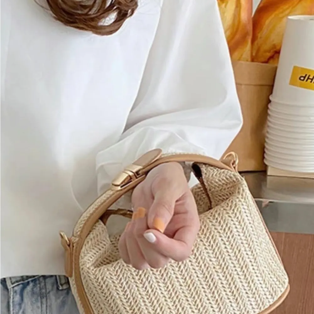 Small Straw Beige Crossbody Bag Tan - Image 7