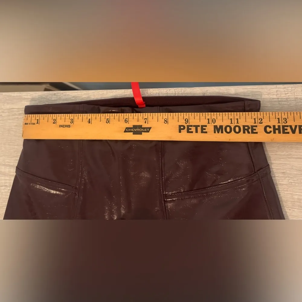 SPANX Faux Patent Leather Leggings Ruby Evening Party Concert Festival Sz Small - Image 7