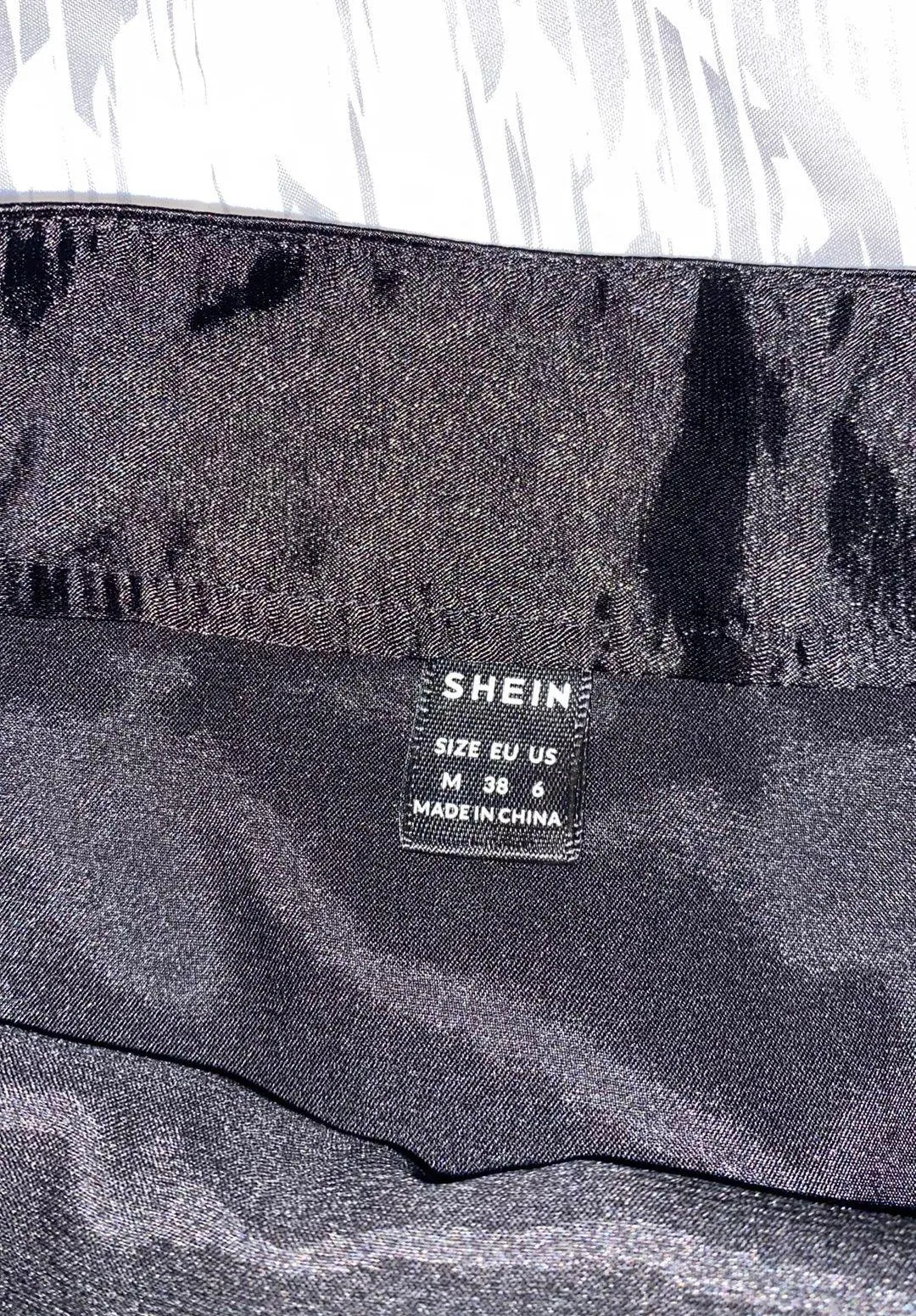 SheIn Silk Black Mini Skirt - Image 4