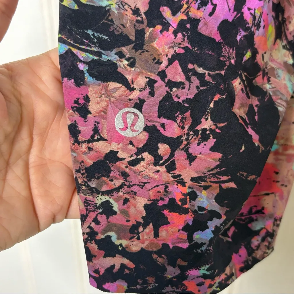 Lululemon Fast and Free HR Short 8" Floral - Image 7