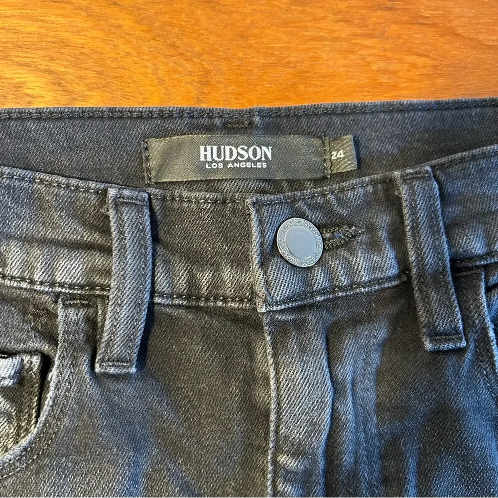 Hudson Jeans The Viper Mini Skirt Denim in Harrah Wash - Size 24 - Image 8