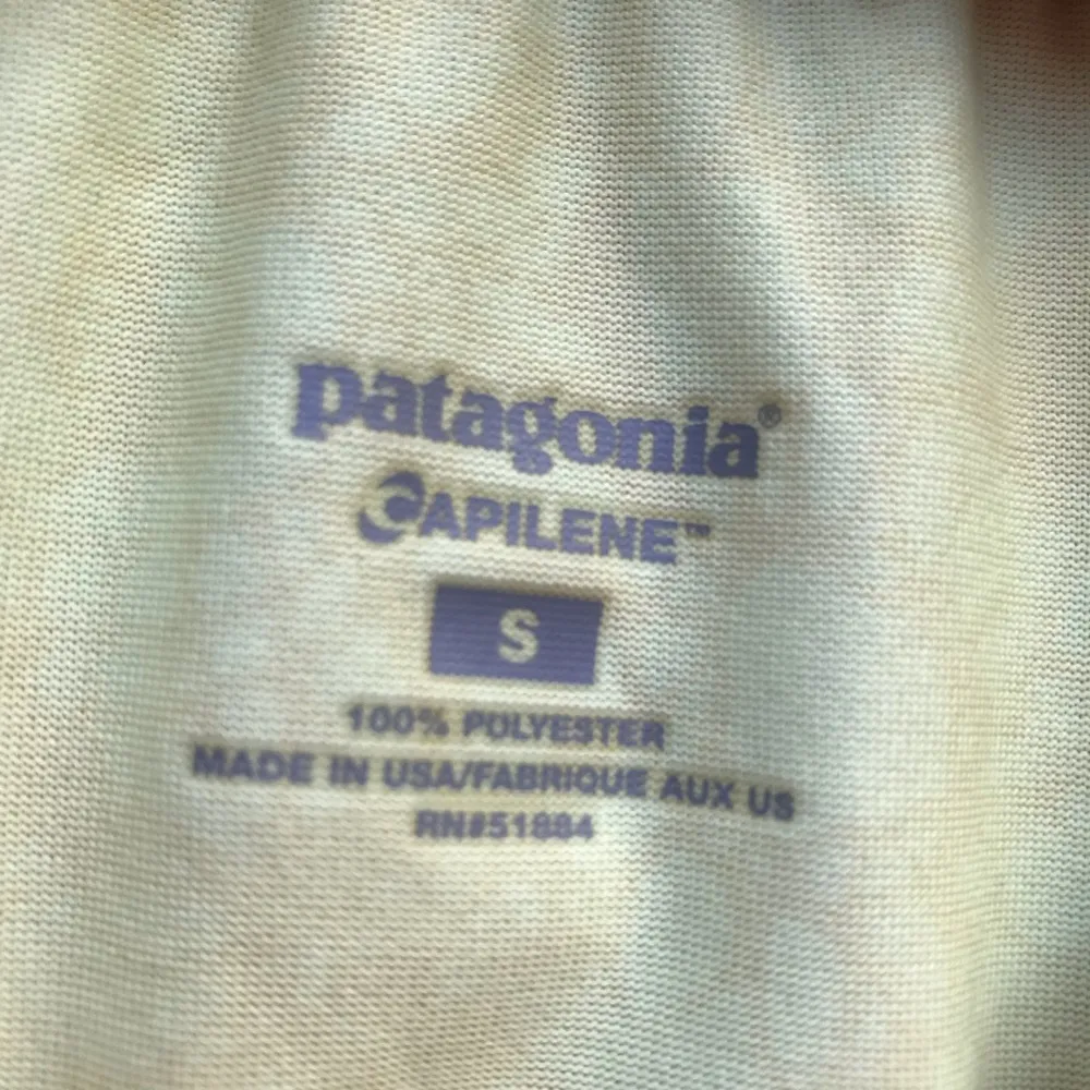 PATAGONIA small yellow long sleeve - Image 3