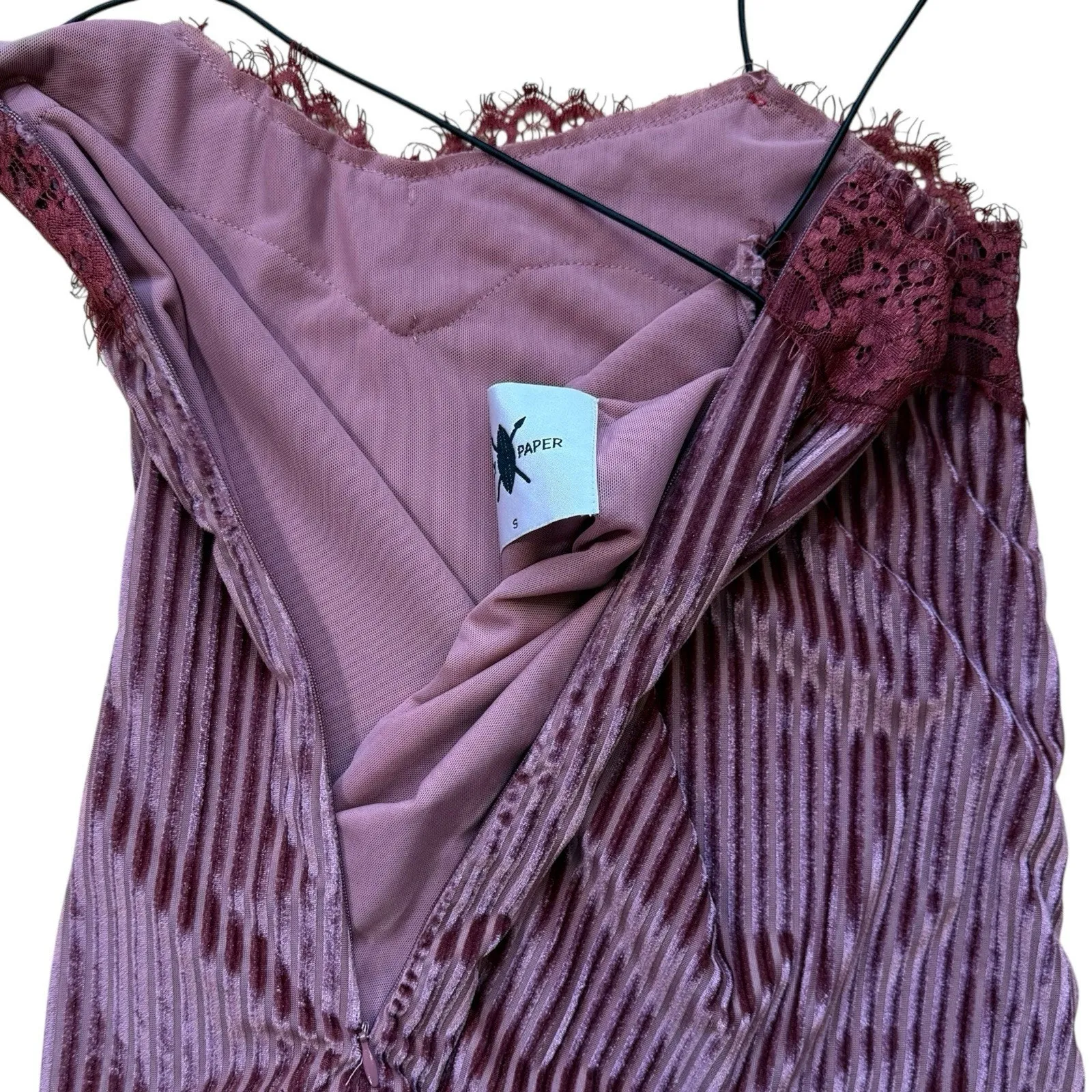 Daily Paper Pink Velvet Crop Top Size Small Cami Lace Trim Spaghetti Strap y2k Black - Image 4