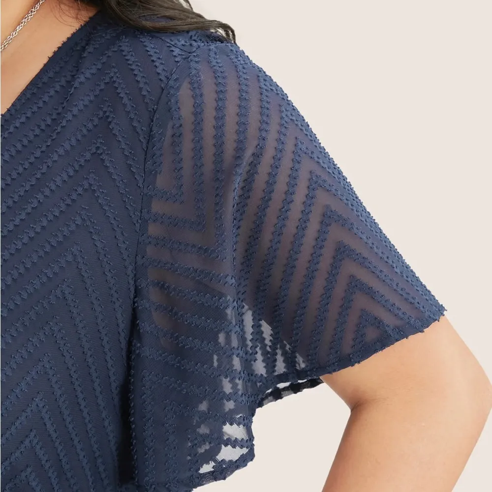 Plain Geometric Pocket Mesh Ruffle Sleeve Belted Wrap Dress - Image 5