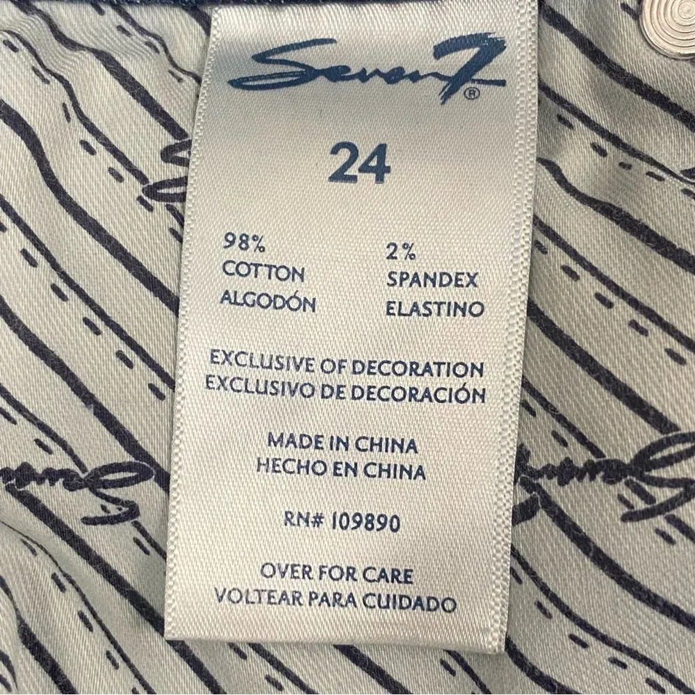 Seven7 Indigo Flare Jeans with Embroidered Pockets - Image 5