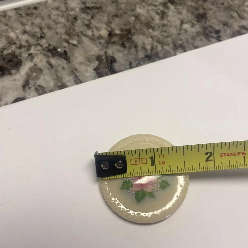 Signed Avon - Image 3