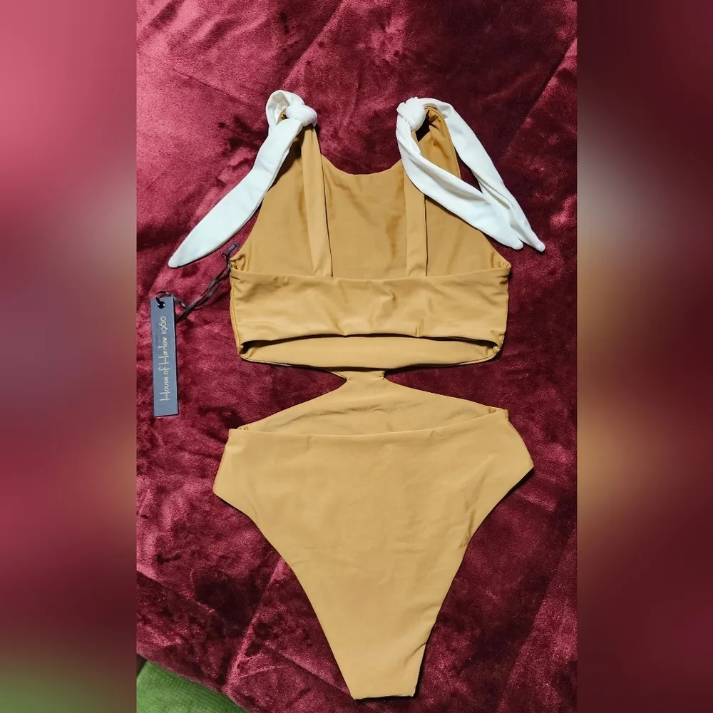 NWT House of Harlow 1960 Iggy One Piece swimsuit in Mustard & Cream Size XS - Image 3